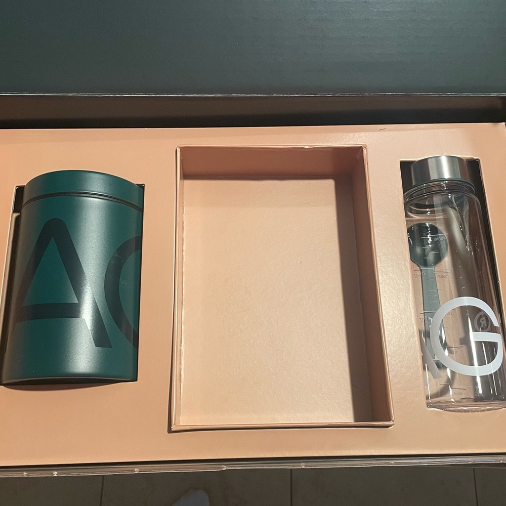 AG1 Welcome Box